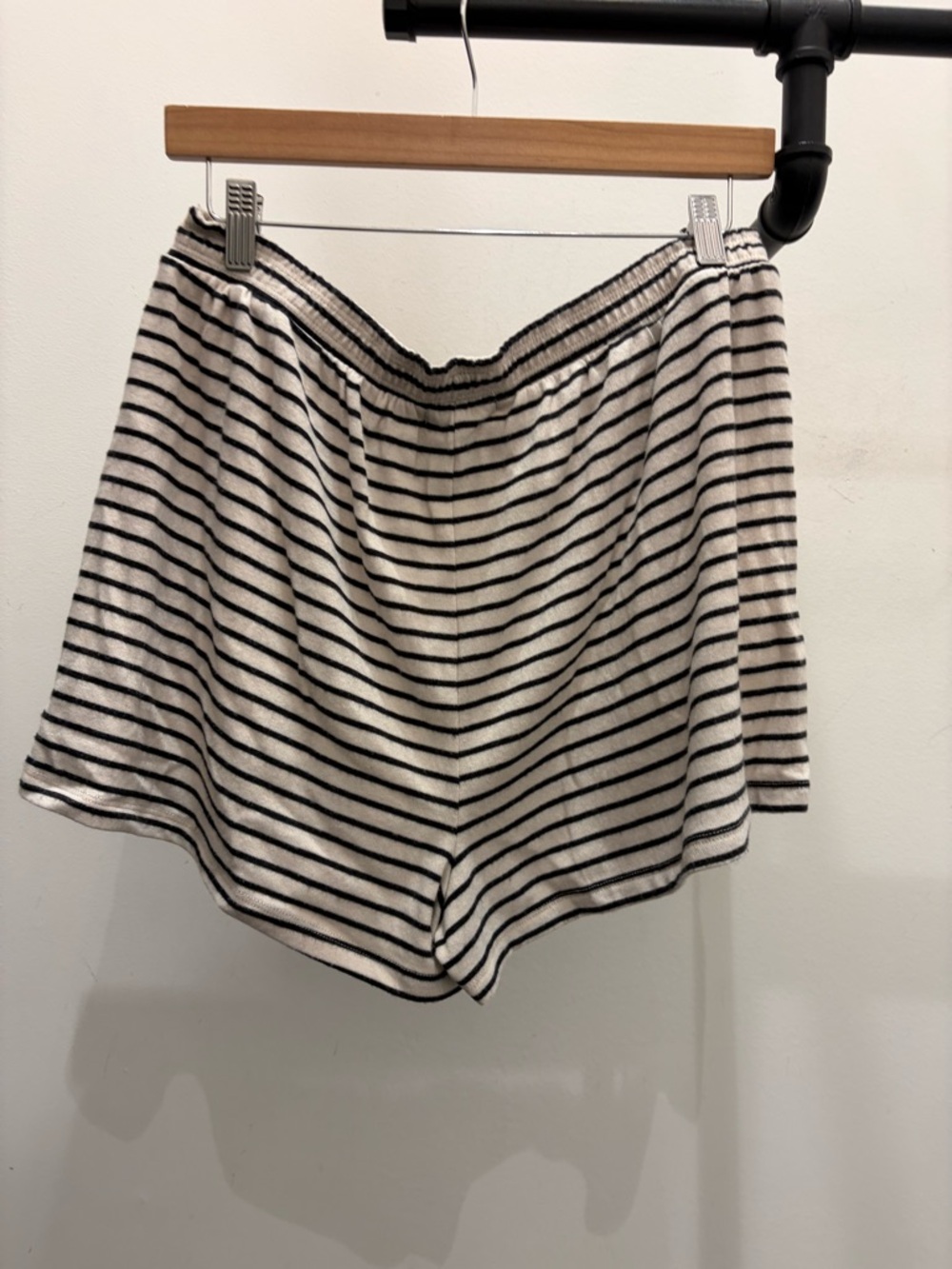 Z Supply Cream and Black Striped Lounge Shorts PM - Picture 2 of 3